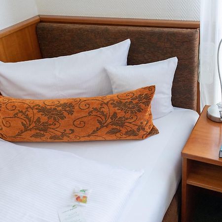 Landhotel Rügheim Zewnętrze zdjęcie