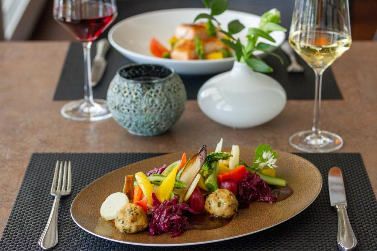 Landhotel Rügheim Zewnętrze zdjęcie