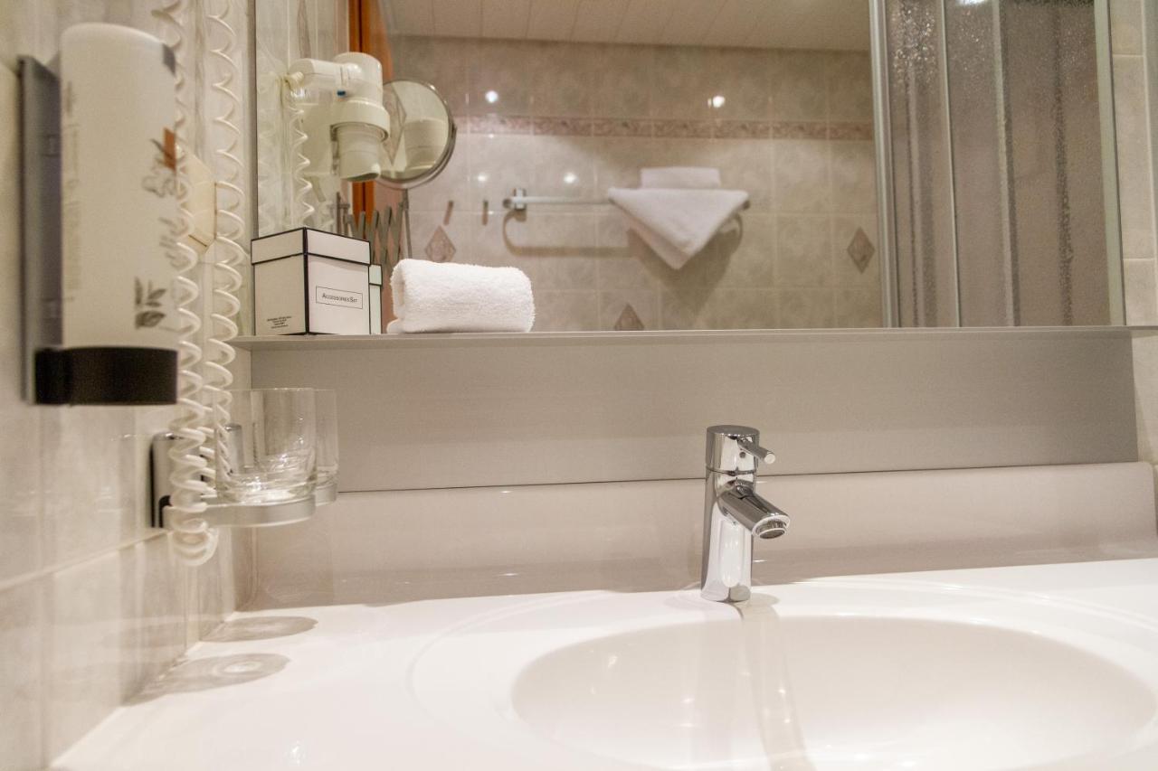 Landhotel Rügheim Zewnętrze zdjęcie
